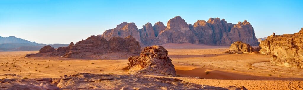 En bild på öknen i Wadi Rum