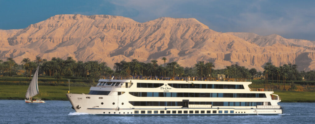 En bild på ett kryssningsfartyg på Nilen